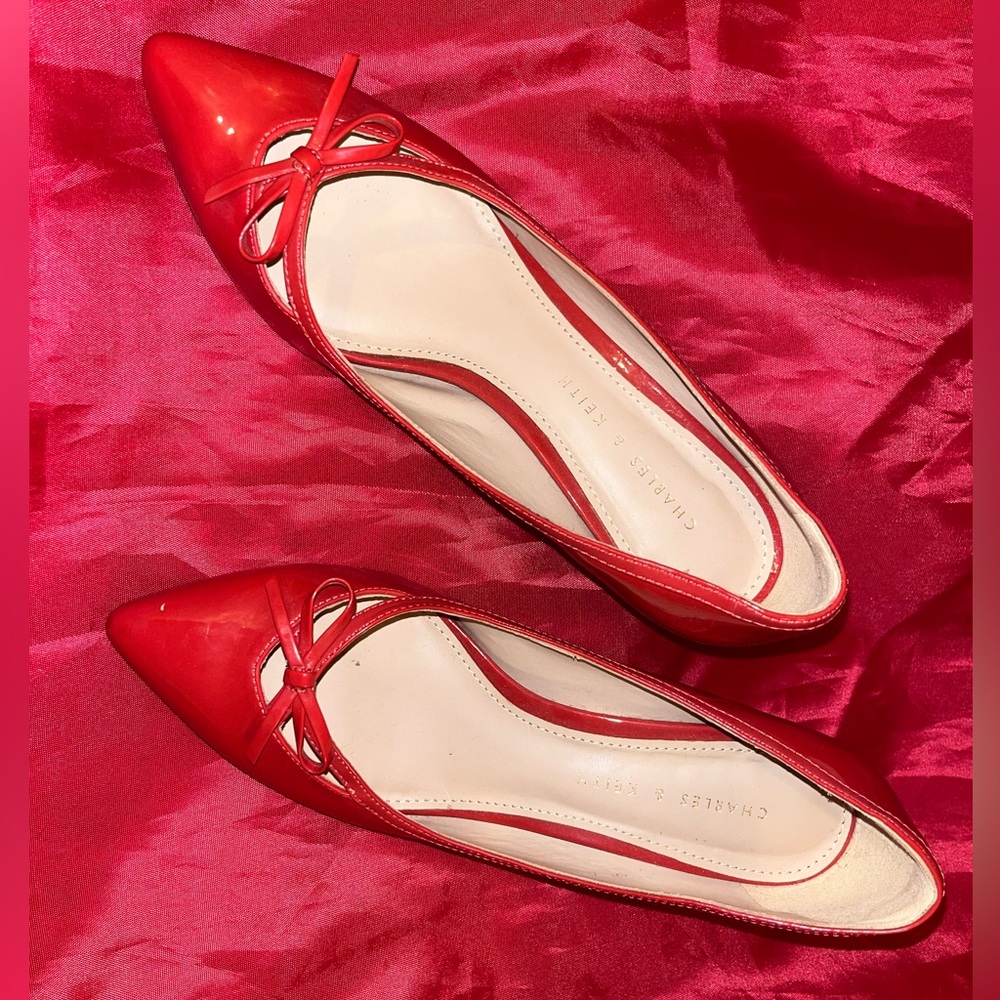Size 4.5 US or 35 EU• RED/PINK with Heart 👠👡 HEELS• - Picture 7 of 11